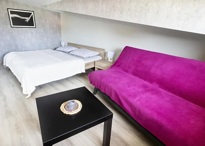 Theo Veľký Slavkov